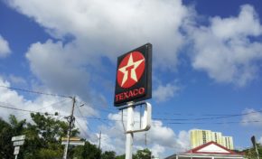 Poursuite du mouvement des gérants de stations services en #Martinique : le préfet reconduit les réquisitions des 4 stations services au profit des services prioritaires