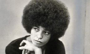 Angela Davis. "Une lutte sans trêve". (radio)