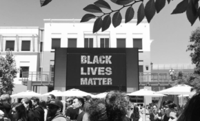 Facebook vient de mettre un immense signe "Black Lives Matter" devant son QG.