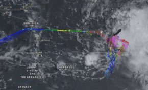 Hurricane Hunter en vol dans le Béryl