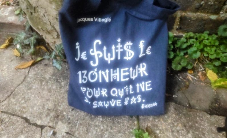 "Je fuis le bonheur pour qu'il ne se sauve pas"