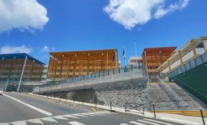 Lycée Schoelcher en Martinique : cherchez la fumisterie boskafienne...😳😁😋😋