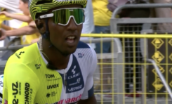 Un noir remporte la troisième étape du Tour de France cycliste...Marion...Marine...Eric  et Jordan...sont furieux