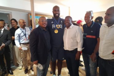 Teddy Riner est en Guadeloupe...