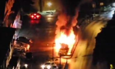 Plusieurs véhicules en feu à Montgérald à Fort-de-France en Martinique